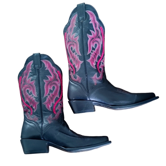 Women's black and pink pointed toe Western Cowgirl Boots by